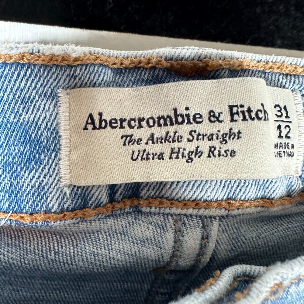 Abercrombie & Fitch Jeans Size 30 Ankle Straight The Ultra High Rise Lt. Wash - Picture 3 of 6